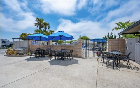 Pismo Sands RV Resort Pool area